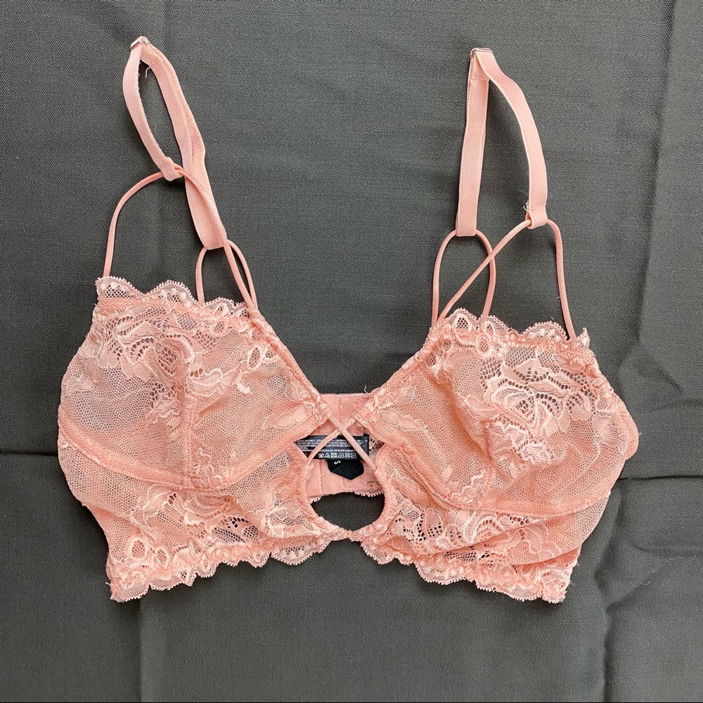 Out From Under Peach Lace Bra S
